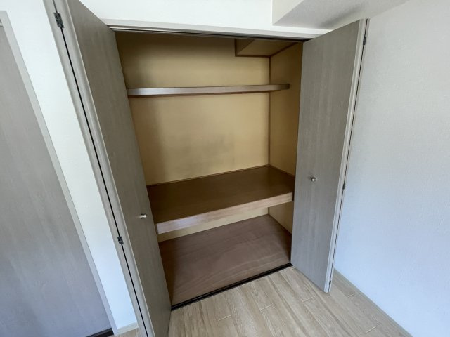 インペリアルヒルズIIの収納|同間取り別号室の参考写真です