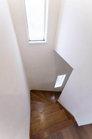 狭山市水野中古戸建2180万円【武蔵藤沢駅徒歩８分】の居間・リビング