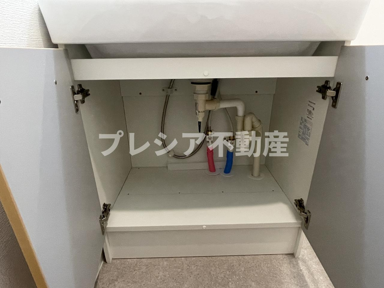 ペルルブランシェ九番町のエントランス