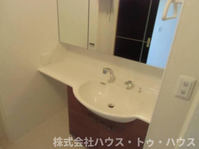 エクウスの洗面所