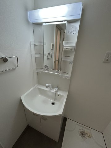 仲介手数料0円！セントフィオーレ上名古屋の独立洗面台
