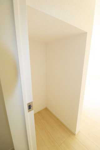 矢吹町一本木第6　　　3号棟　　　善郷小学校、矢吹中学区の収納|リビング収納♪