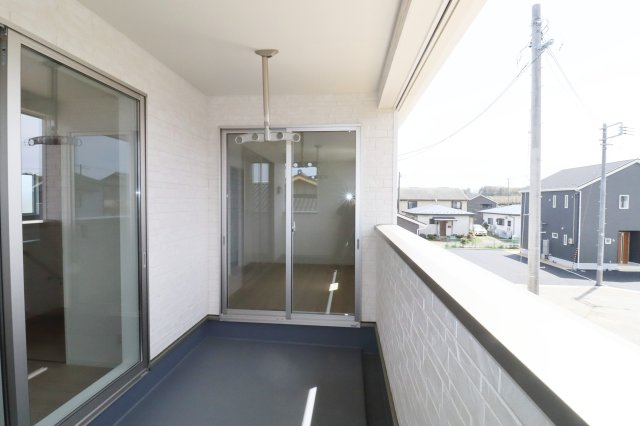 矢吹町一本木第6　　　3号棟　　　善郷小学校、矢吹中学区のバルコニー