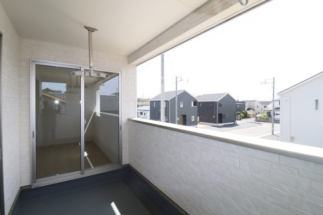 矢吹町一本木第6　　　3号棟　　　善郷小学校、矢吹中学区のバルコニー