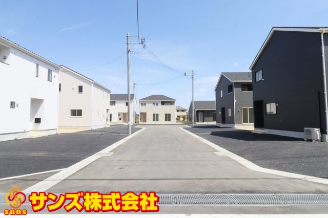 矢吹町一本木第6　　　3号棟　　　善郷小学校、矢吹中学区の外観|東側前面道路