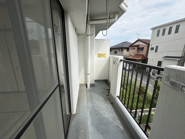 クレスト南浦和弐番館のバルコニー|
