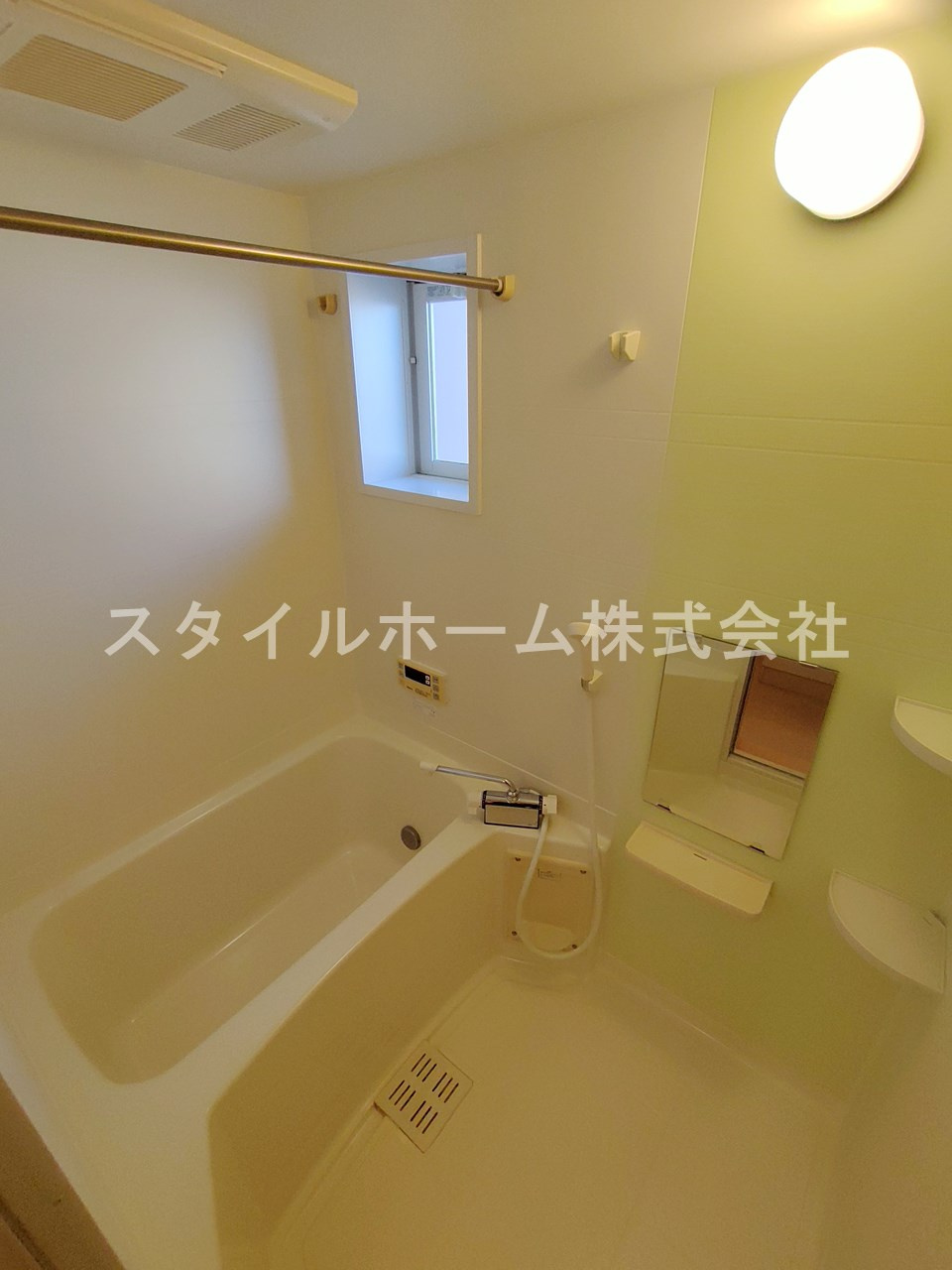 ポピュレールの浴室