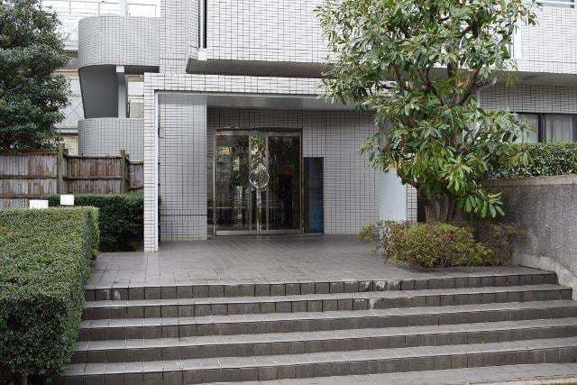 ノヴァ目黒南Ａのエントランス|ノヴァ目黒南Ａ：「西小山」駅徒歩１２分！