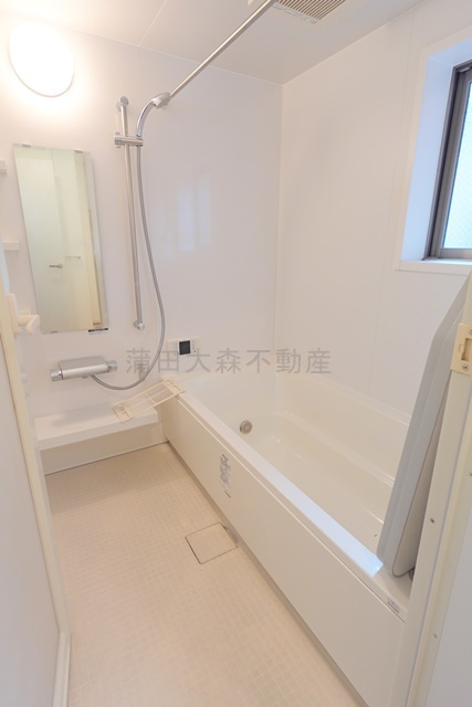 西蒲田戸建の浴室|浴室乾燥、追焚付きお風呂　バスルーム