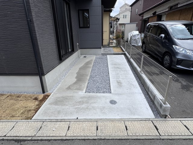 流山市木２丁目新築戸建（木１期）の駐車場|駐車スペース完備（北側にもう１台）