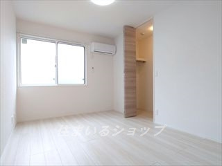 広島市安佐北区可部南４丁目のアパートの寝室|寝室にもエアコンあり