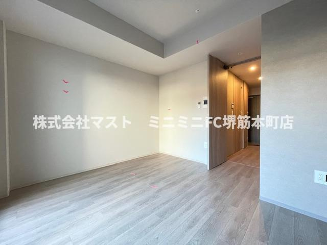 レジュールアッシュ緑橋駅前の洋室