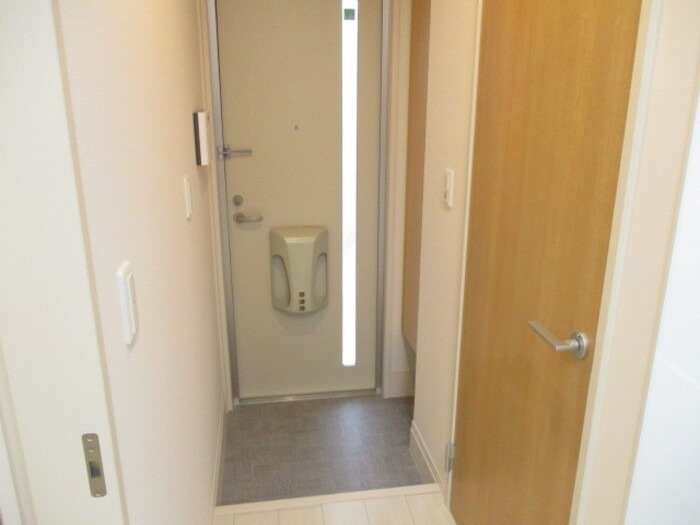 スカイハウス（羽根町）の玄関