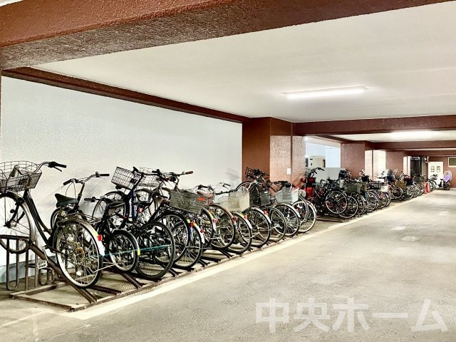 ウェルフェアグリーン南砂の駐輪場|【自転車置き場】最新の空き状況や費用などの詳細は担当スタッフまでお問い合わせください。