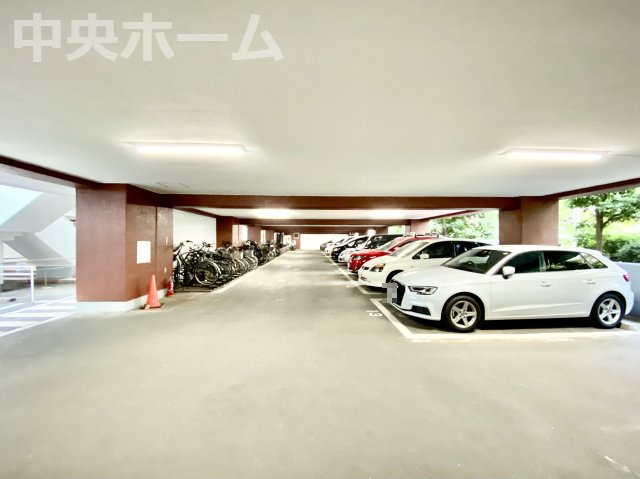 ウェルフェアグリーン南砂の駐車場|【敷地内駐車場】最新の空き状況や費用などの詳細は担当スタッフまでお問い合わせください。