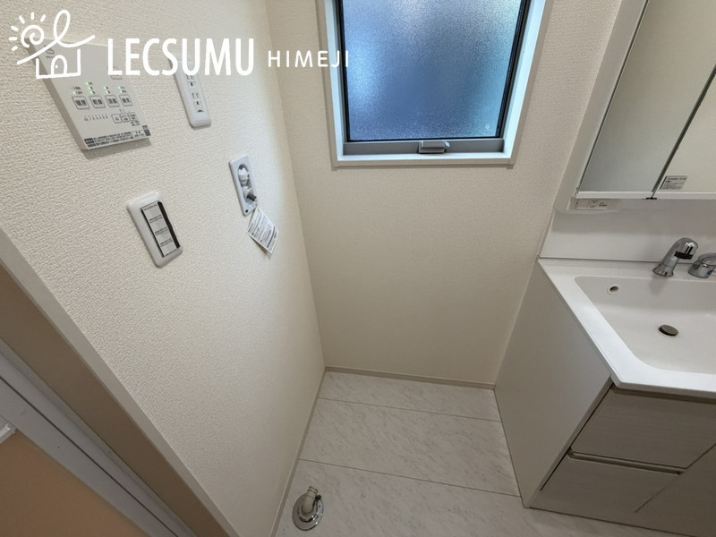 姫路市広畑区蒲田5丁目/中古戸建のランドリースペース