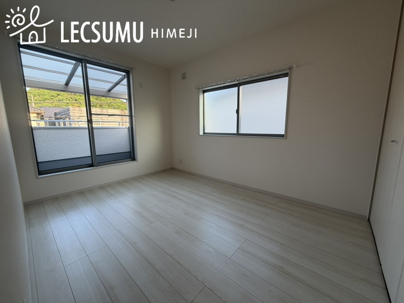 姫路市広畑区蒲田5丁目/中古戸建の洋室
