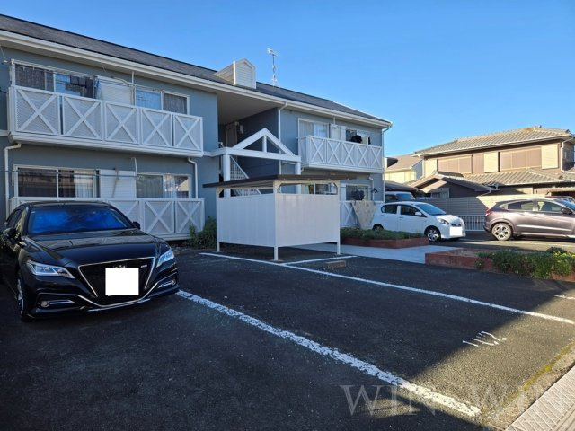 サンコーポ柱東山 Aの駐車場