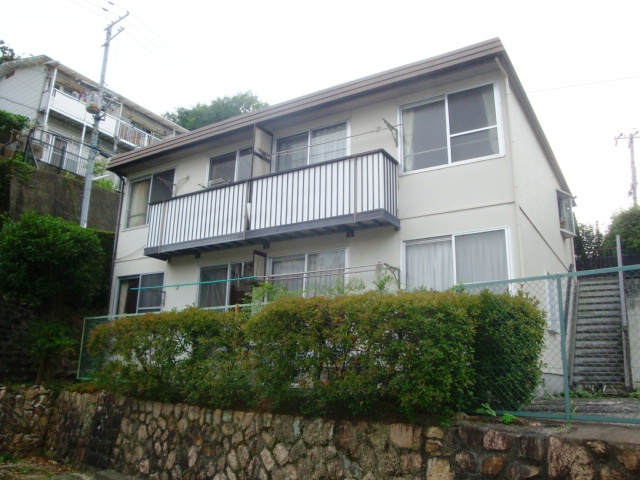 安井ハイツの外観