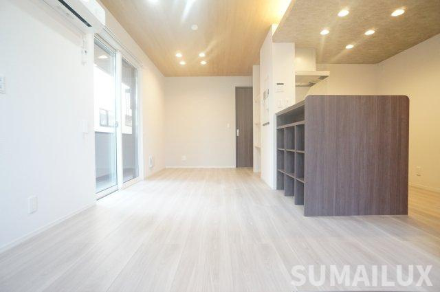 カトルカールⅡの居間・リビング