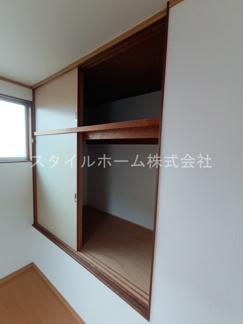 新栄町一本木貸家の収納