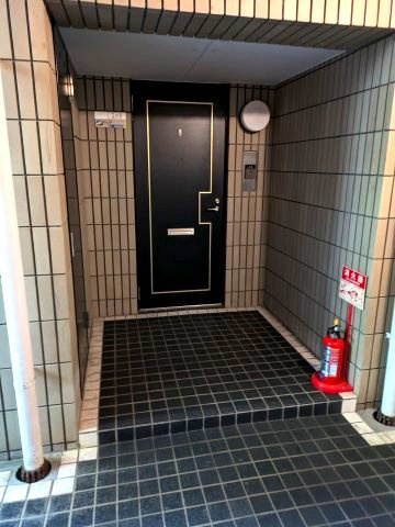 ラフィーヌ芦屋の玄関