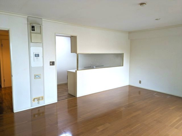 ラフィーヌ芦屋の居間・リビング