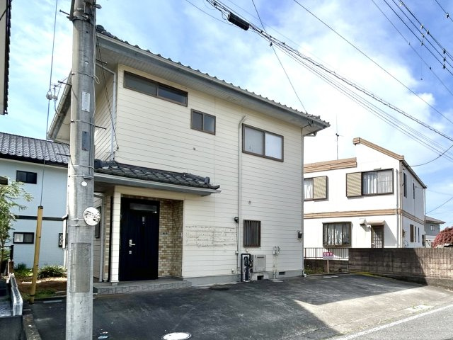 【中古戸建】高崎市箕郷町上芝の外観|■外観｜閑静な住宅街で始める新しい暮らし♪開放的な毎日をあなたへ(^^♪