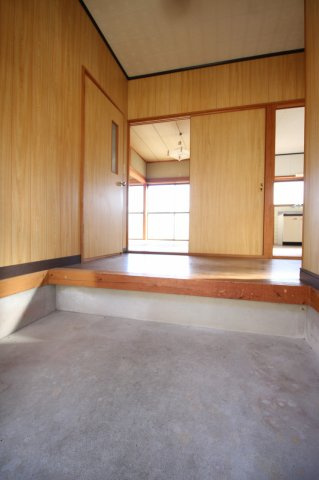 曽於市財部町南俣の一戸建ての内装|きれいな内装です