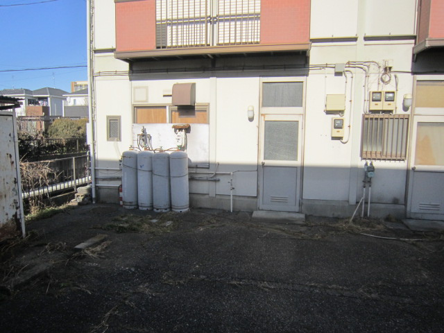 鴻巣市吹上富士見４丁目の店舗一部の駐車場
