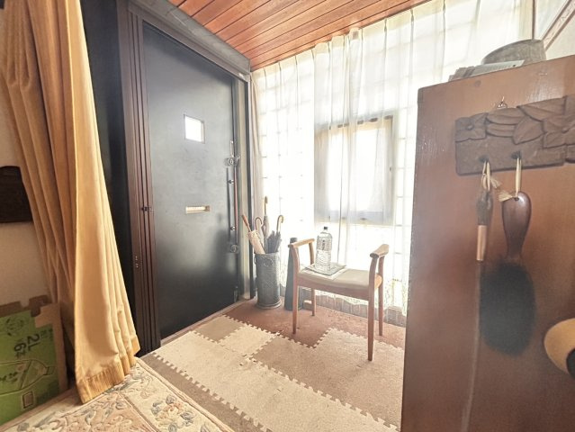 神戸市北区ひよどり台2丁目　中古戸建の玄関