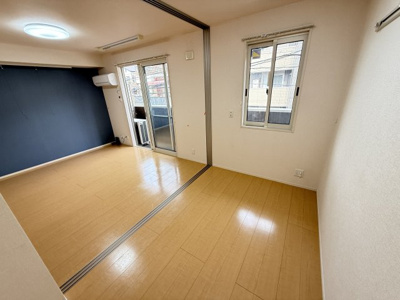 【寝室】 | ルミエール新森