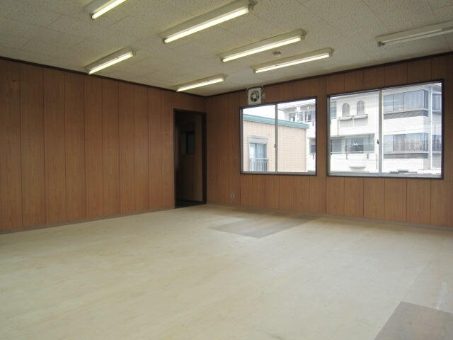行田市行田の店舗一部の内装