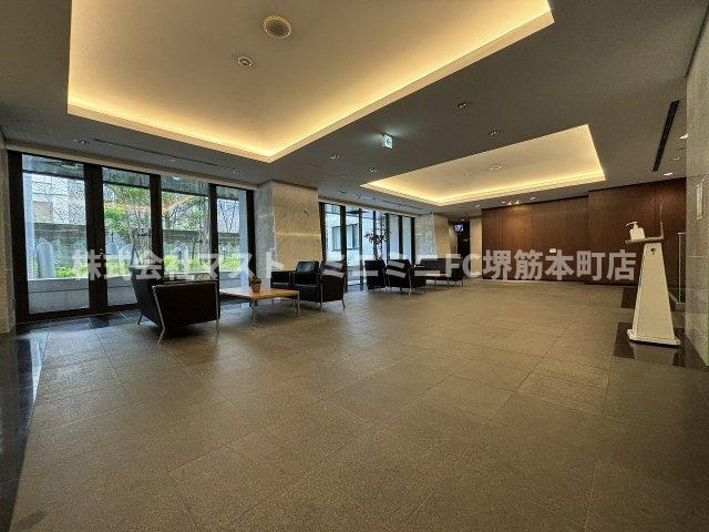 KDXレジデンス本町橋のエントランス