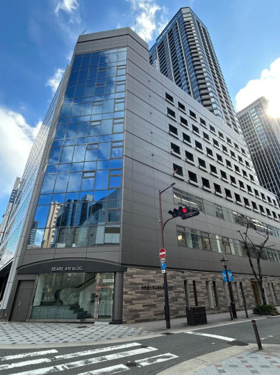 大阪市中央区本町２丁目の店舗事務所