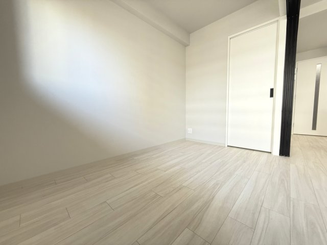 【寝室】Alivis三国本町