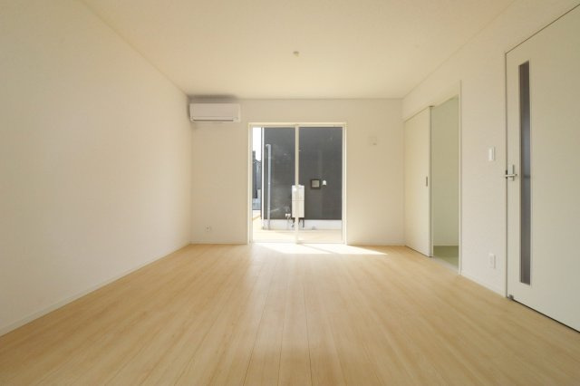 矢吹町一本木第6　　　6号棟　　　善郷小学校、矢吹中学区の居間・リビング