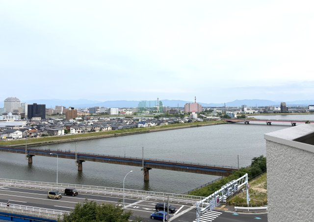 日東サンシャイン青山A棟の展望