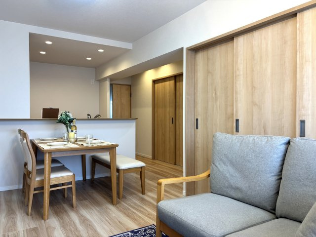 日東サンシャイン青山A棟