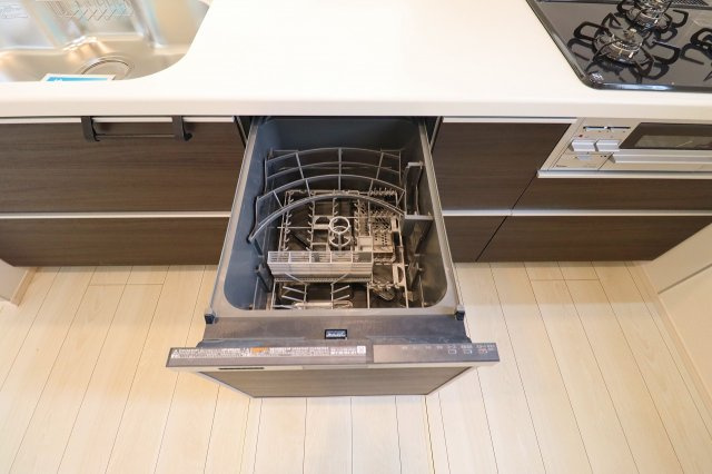 新築戸建・新築建売　福島市笹木野大金谷尻　野田小・野田中のキッチン|食器洗浄乾燥機付きで忙しい家事の時短に◎空いた時間を有効活用できます！