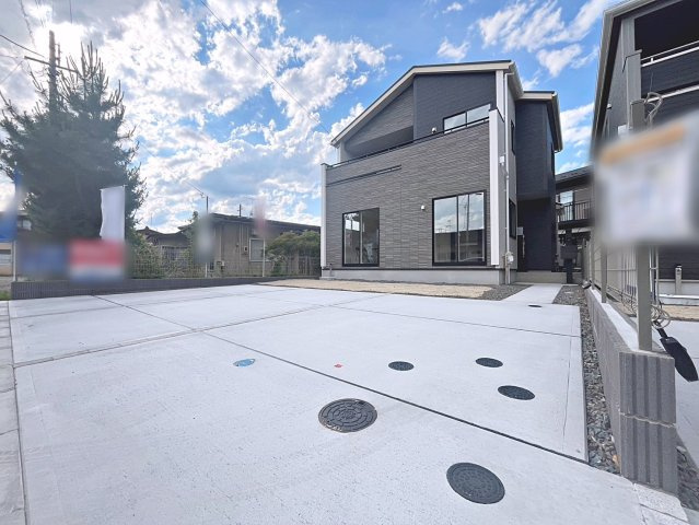 新築戸建・新築建売　福島市笹木野大金谷尻　野田小・野田中の駐車場|駐車場は並列で3台可能です！（車種による）