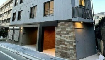 板橋区板橋４丁目の賃貸マンションのエントランス