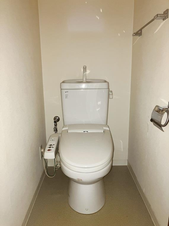 清潔感のあるトイレです
