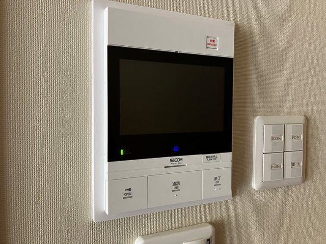 【TVモニター付きインターフォン】
