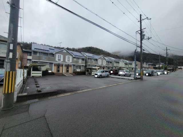 敷地西端より