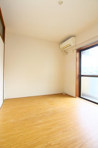 ミモザハイムの洋室|別部屋の参考写真です。