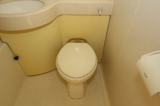 ミモザハイムのトイレ|別部屋の参考写真です。