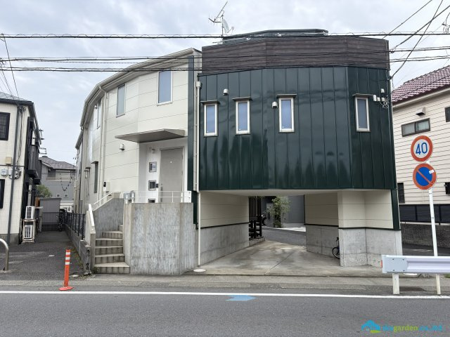 茅ヶ崎市本村４丁目　中古戸建　全１棟の外観