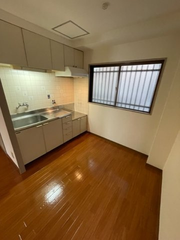 【居間・リビング】 | タック泉尾 仲介手数料無料
