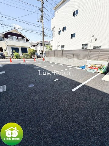 ガーラ行徳グランドステージの駐車場